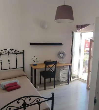 Guest house Town *